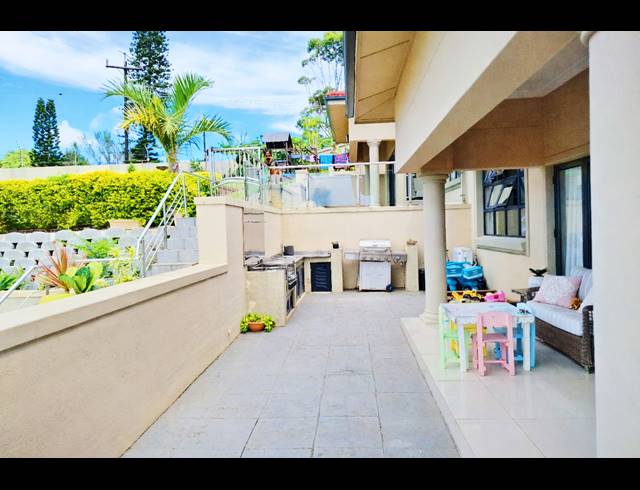 3 BEDROOM HOUSE FOR SALE IN SHELLY BEACH